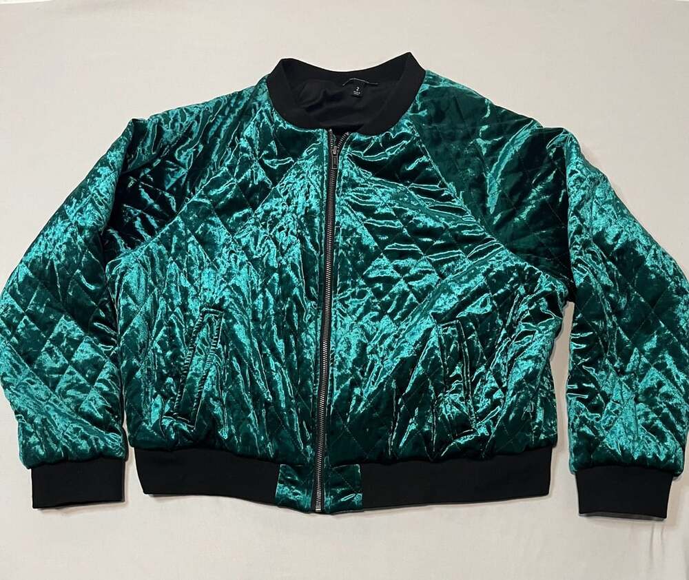 Torrid Quilted Velvet Bomber Jacket Size 2 Green